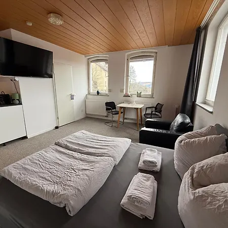 Bluestone Appartments 25Qm Free And Near Parking Блауштайн Экстерьер фото
